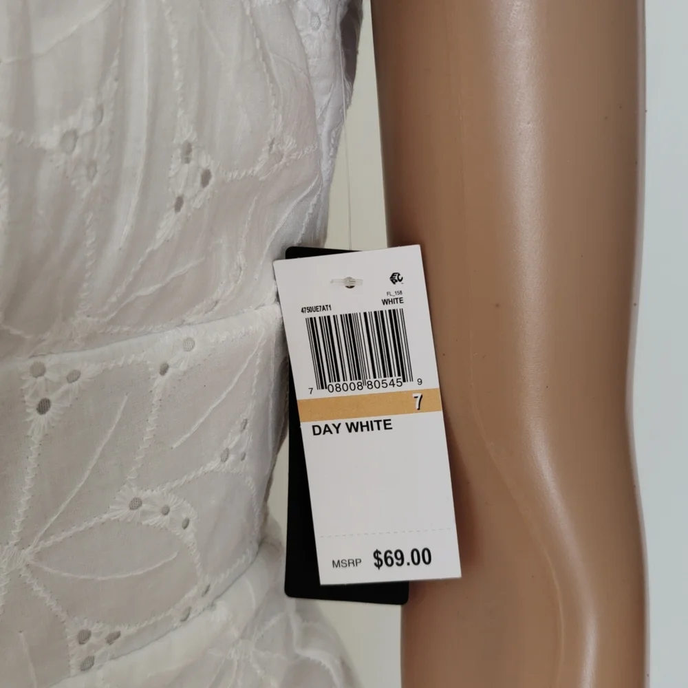 Dress - Picture 4 of 6